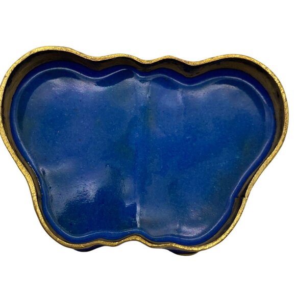 Cloisonne Butterfly pill box trinket box small white blue floral Enamel - Picture 10 of 10